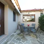 εlena