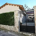 εlena Villa