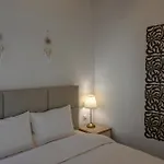 εlena Villa