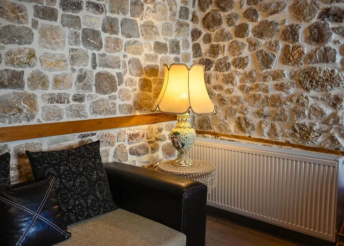 Villa Εlena * Eláti